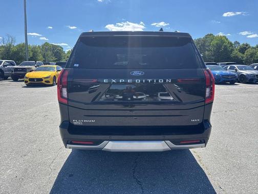 AGATE BLACK METALLIC 2025 Ford Expedition Max Platinum