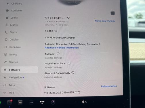 2022 Tesla Model Y Long Range Dual Motor All-Wheel Drive