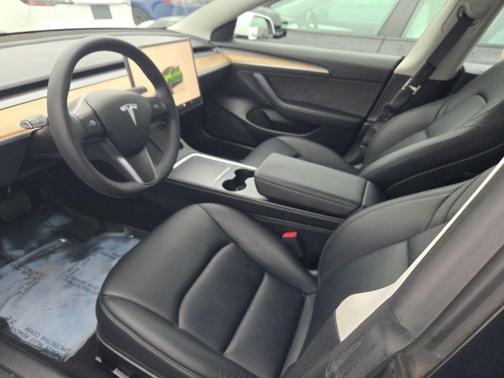 2023 Tesla Model 3 Standard Range