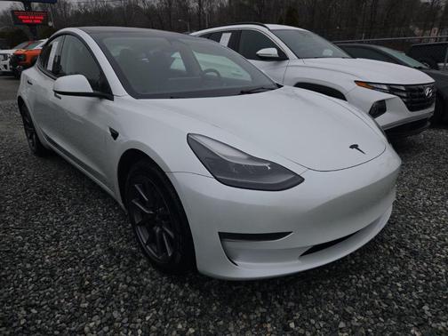 2023 Tesla Model 3 Standard Range