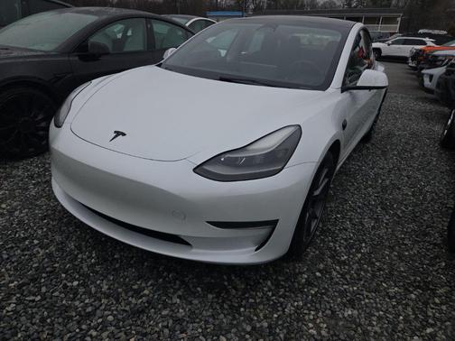 2023 Tesla Model 3 Standard Range