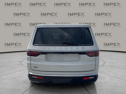 Luxury White Pearlcoat 2022 Jeep Wagoneer Series III 4x4