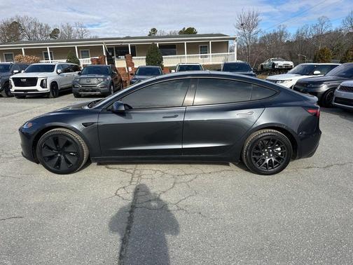 2025 Tesla Model 3 Long Range