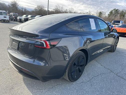 2025 Tesla Model 3 Long Range