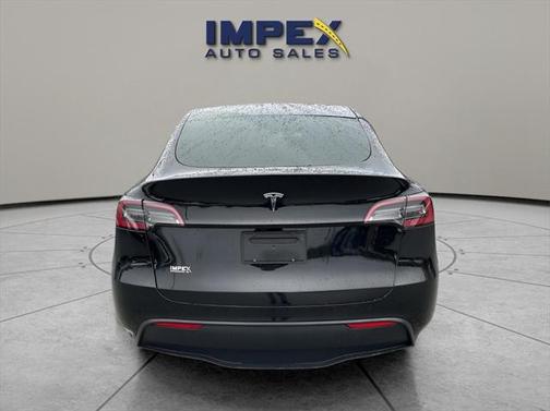 2024 Tesla Model Y Long Range Dual Motor All-Wheel Drive