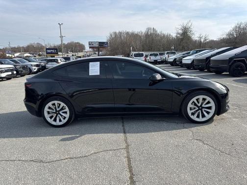 2023 Tesla Model 3 Standard Range