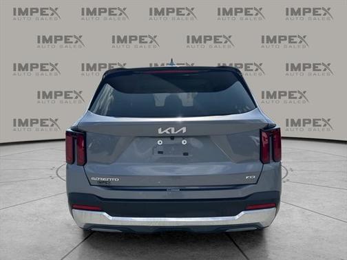 2024 Kia Sorento S