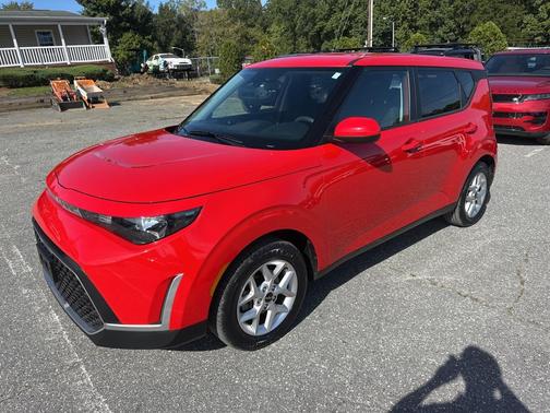2024 Kia Soul LX