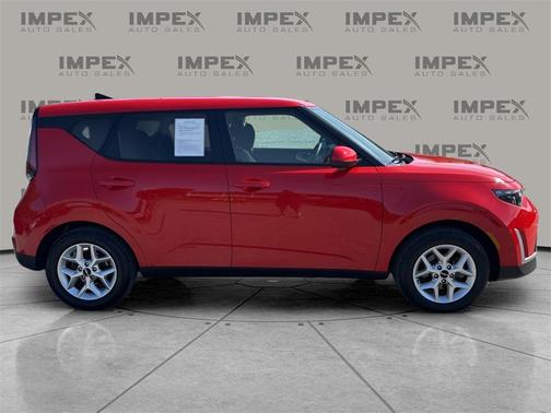 2024 Kia Soul LX