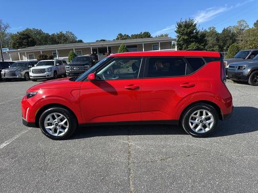 2024 Kia Soul LX