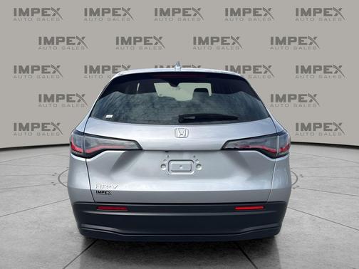 Lunar Silver Metallic 2025 Honda HR-V LX