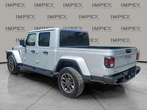 2023 Jeep Gladiator Overland