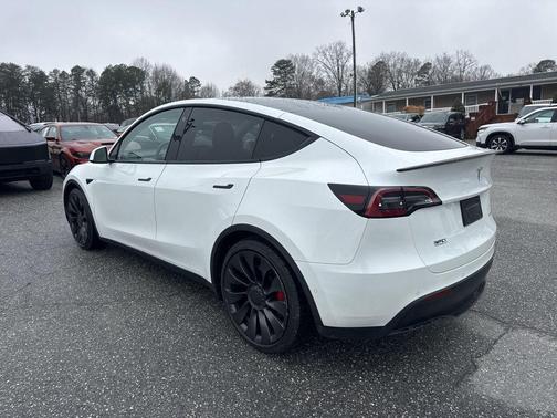 2022 Tesla Model Y Performance Dual Motor All-Wheel Drive