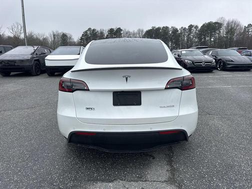 2022 Tesla Model Y Performance Dual Motor All-Wheel Drive