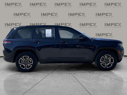 2023 Jeep Grand Cherokee 4xe Trailhawk