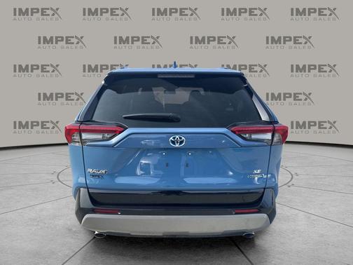 2024 Toyota RAV4 Hybrid SE