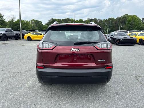 Velvet Red Pearlcoat 2019 Jeep Cherokee Latitude Plus