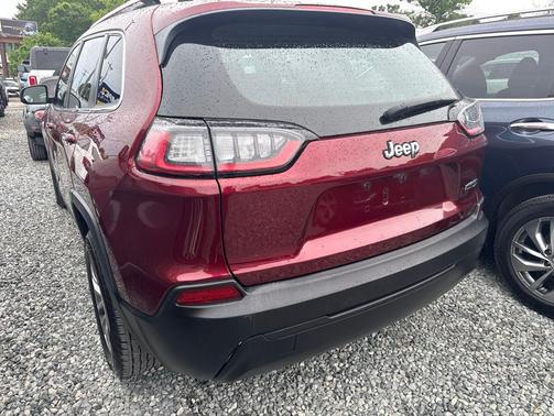 Velvet Red Pearlcoat 2019 Jeep Cherokee Latitude Plus