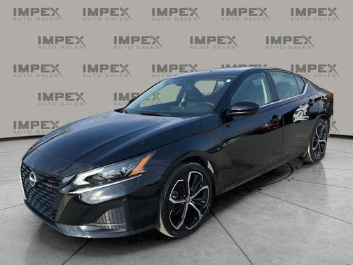 2025 Nissan Altima SR FWD