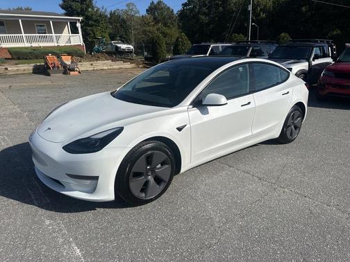 2023 Tesla Model 3 Standard Range