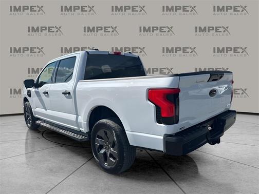 2023 Ford F-150 Lightning XLT
