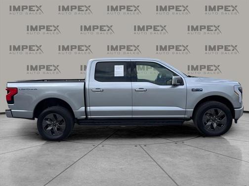 2025 Ford F-150 Lightning LARIAT