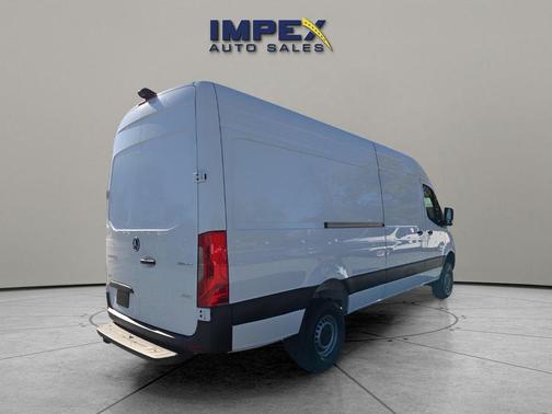 2025 Mercedes-Benz Sprinter 2500 High Roof