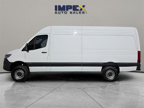 2025 Mercedes-Benz Sprinter 2500 High Roof