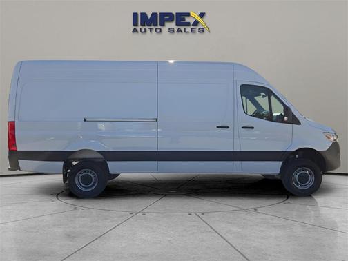 2025 Mercedes-Benz Sprinter 2500 High Roof
