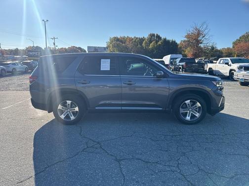 2023 Honda Pilot 2WD EX-L 8 Passenger