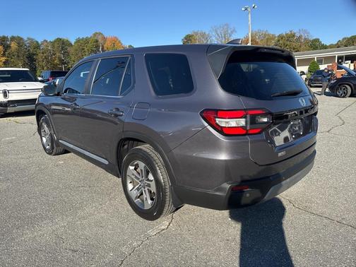 2023 Honda Pilot 2WD EX-L 8 Passenger