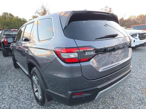 2023 Honda Pilot 2WD EX-L 8 Passenger