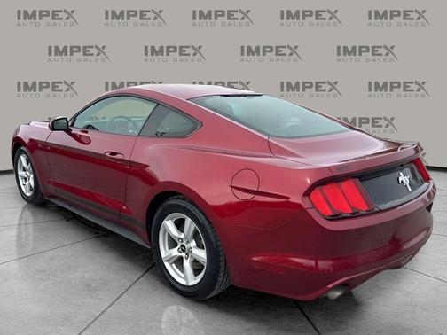 2015 Ford Mustang V6