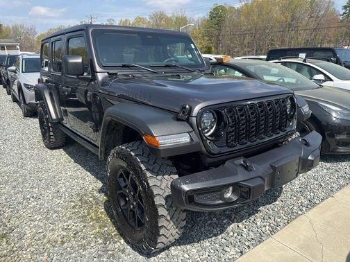 Granite Crystal Metallic Clearcoat 2025 Jeep Wrangler Willys