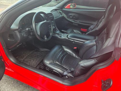 Torch Red 1998 Chevrolet Corvette Base