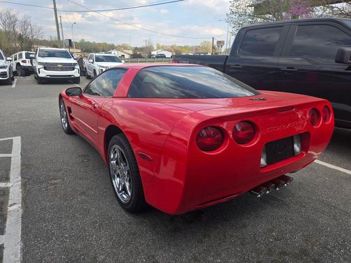 Torch Red 1998 Chevrolet Corvette Base