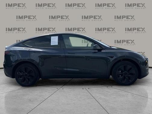 2024 Tesla Model Y Long Range Dual Motor All-Wheel Drive