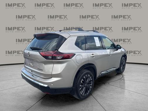 Champagne Silver Metallic 2025 Nissan Rogue Platinum