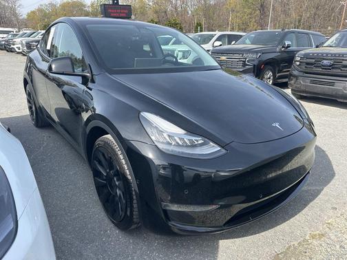 Solid Black 2022 Tesla Model Y Long Range Dual Motor All-Wheel Drive