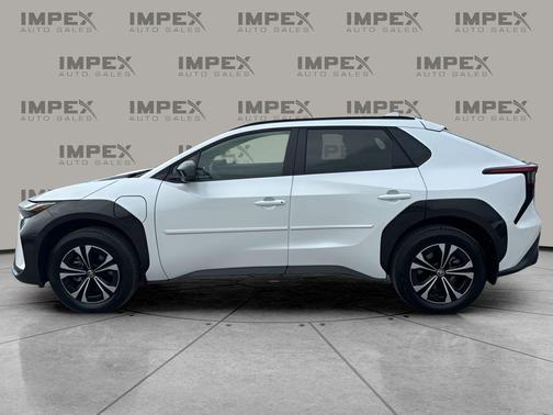 2024 Toyota bZ4X XLE