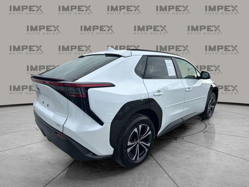 2024 Toyota bZ4X XLE