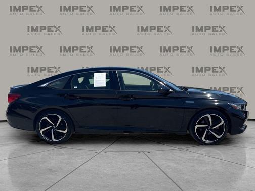 Crystal Black Pearl 2022 Honda Accord Hybrid Sport