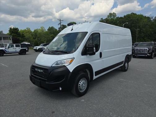 2025 RAM ProMaster 2500 Tradesman
