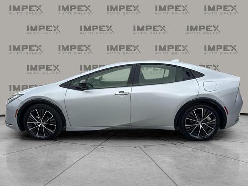 2024 Toyota Prius XLE