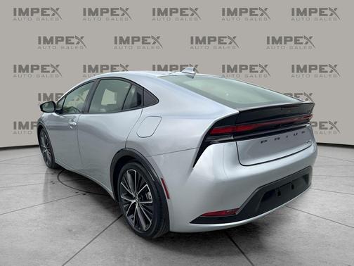 2024 Toyota Prius XLE