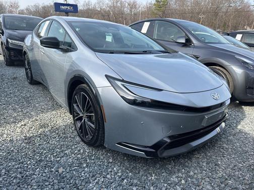 2024 Toyota Prius XLE