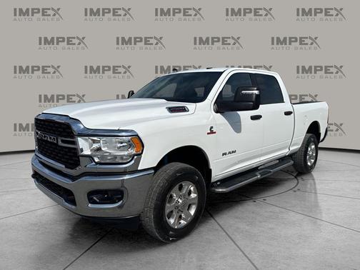 Bright White Clearcoat 2024 RAM 2500 Big Horn Crew Cab 4x4 6'4' Box