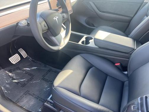 2022 Tesla Model Y Performance Dual Motor All-Wheel Drive