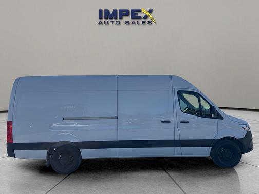 2025 Mercedes-Benz Sprinter 2500 High Roof