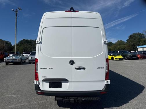 2025 Mercedes-Benz Sprinter 2500 High Roof